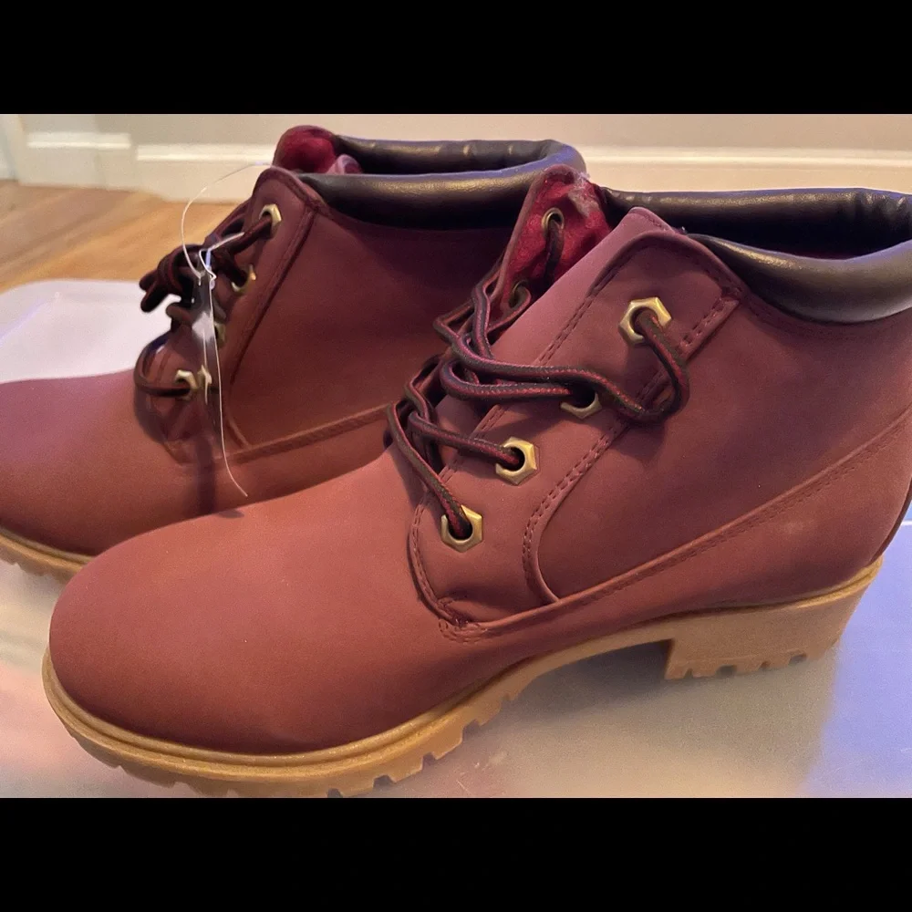 Burgundy Boots - Picture 1 of 1